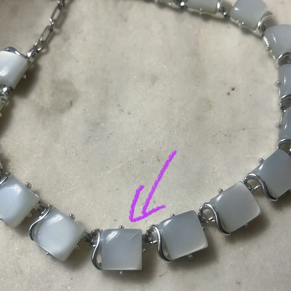Coro Pegasus Moonray Necklace - Picture 6 of 6